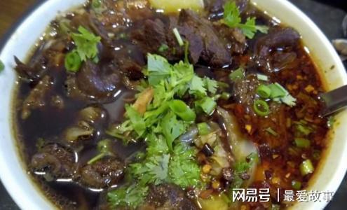 9393体育app下载沧州有名的清炖牛肉一到饭点挤满人跟印象中的大不一样(图4)